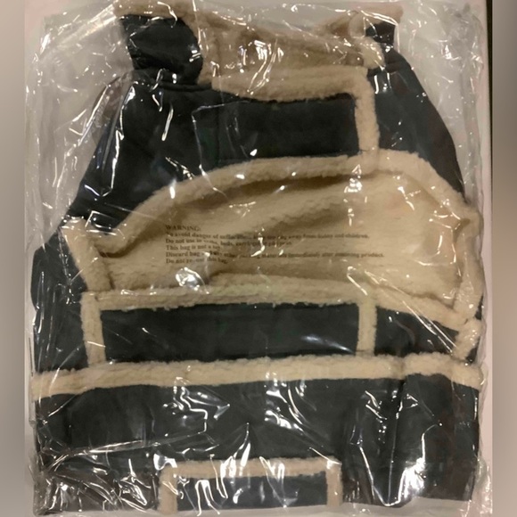 PETRAGEOUS Vest For Pet dog With Fleece Inside With Pocket, Gray, Large - Picture 2 of 10